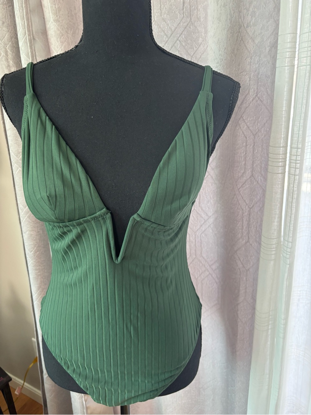 Shade & Shore Deep V Ribbed One-Piece in Green size small